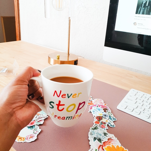 Welcome! Here is a bit About Me ♡ - Picture 2 of 6